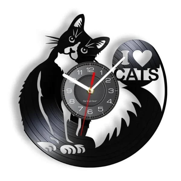 Vinyl record wall clock featuring a black cat design with the words "I ❤️ Cats.